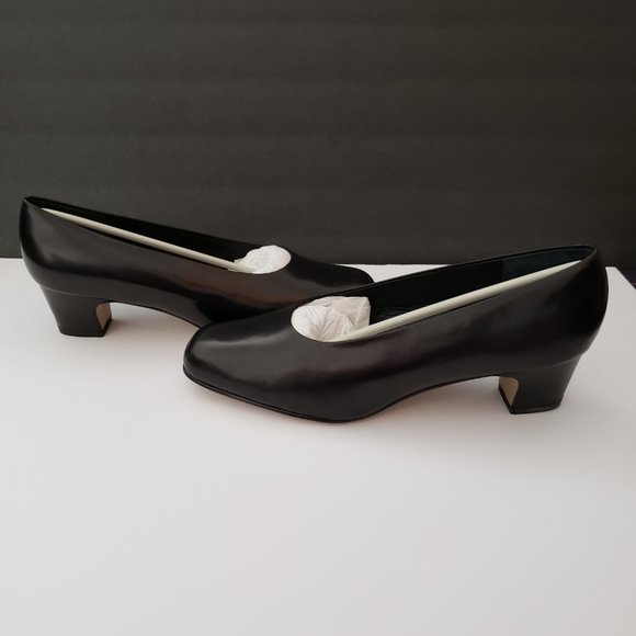 Auditions 10 EEEE Narrow Classy black pumps NEW - Picture 2 of 10